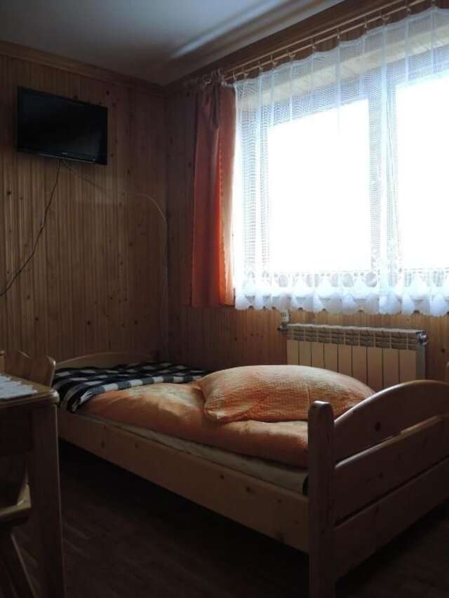Отели типа «постель и завтрак» Pokoje u Tosi i Czesia Гличарув-49